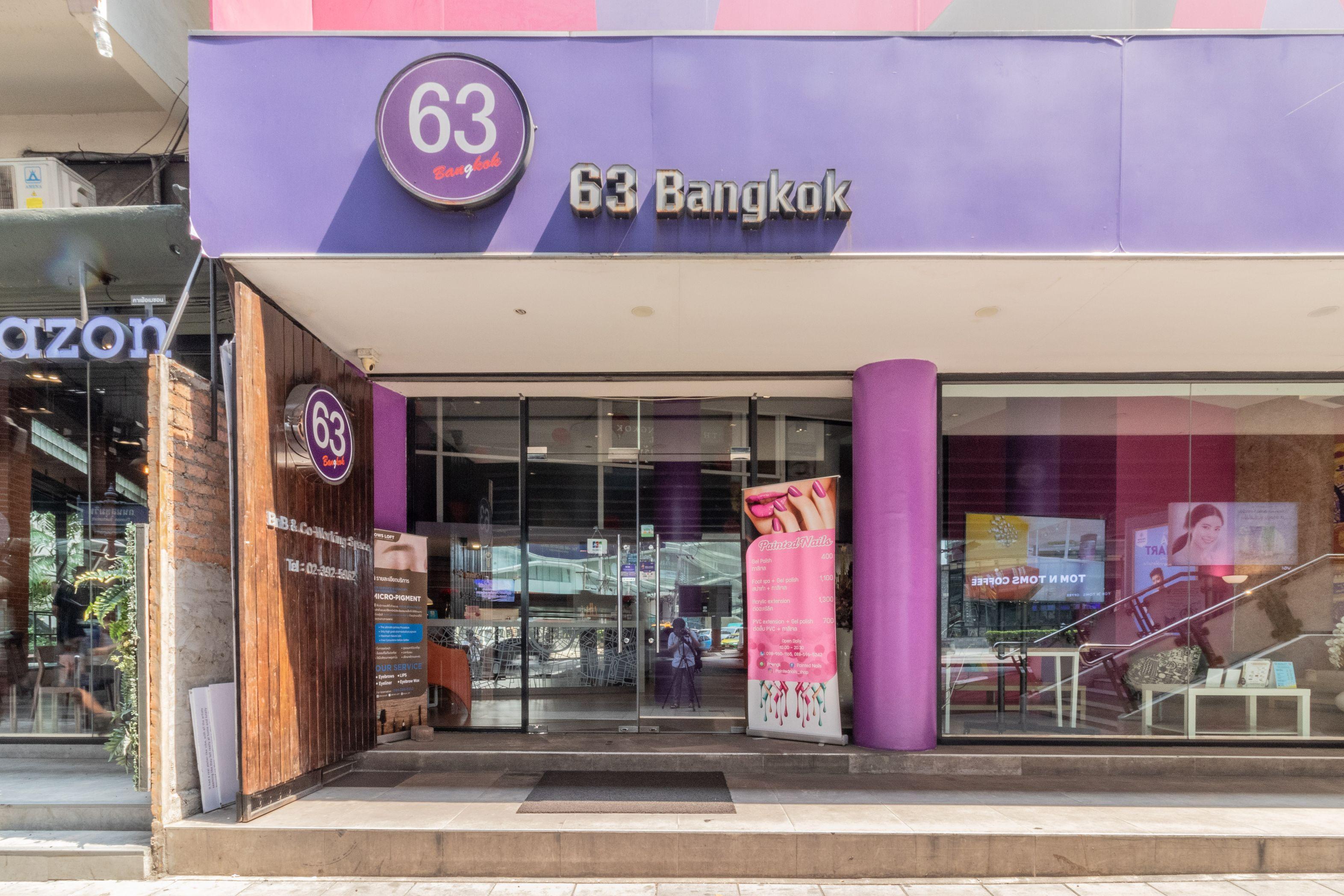 63 Bangkok Hotel Bagian luar foto